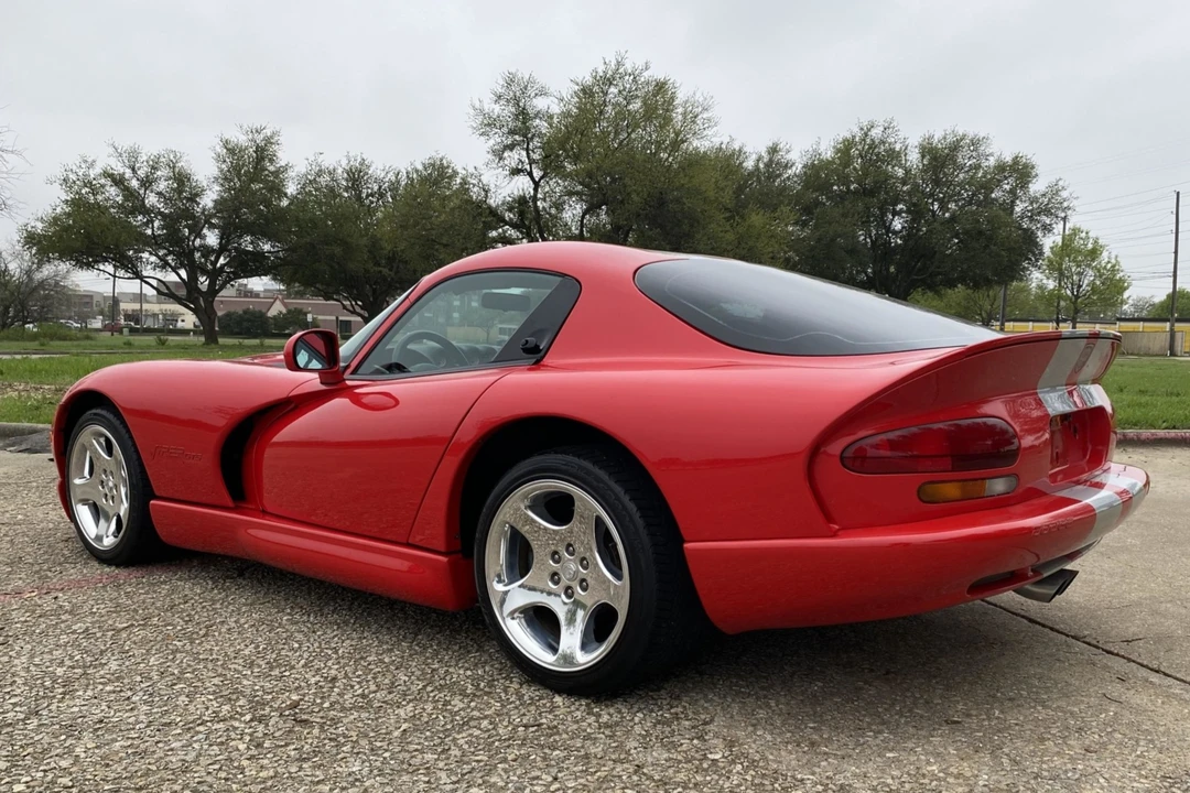 2000 Dodge Viper GTS 2nd Gen - Image 5 of 31