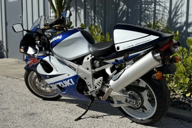 2001 Suzuki GSX-R - Image 3 of 6