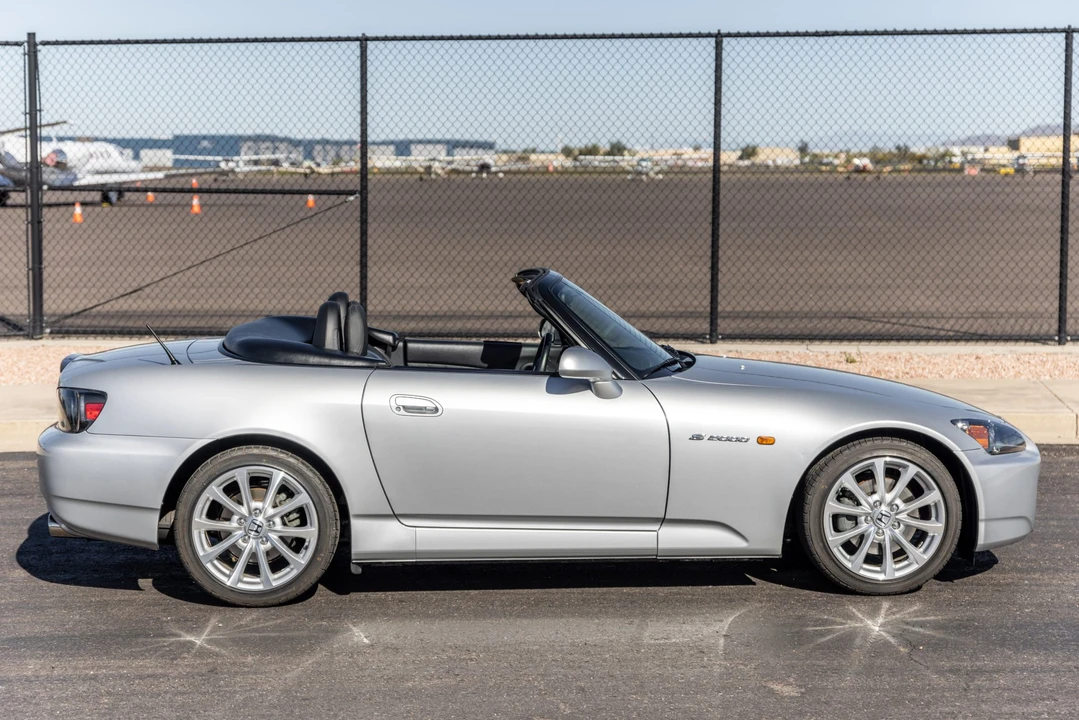 2006 Honda AP2 S2000 - Image 8 of 31
