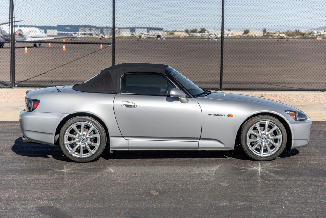 2006 Honda AP2 S2000 - Image 15 of 31