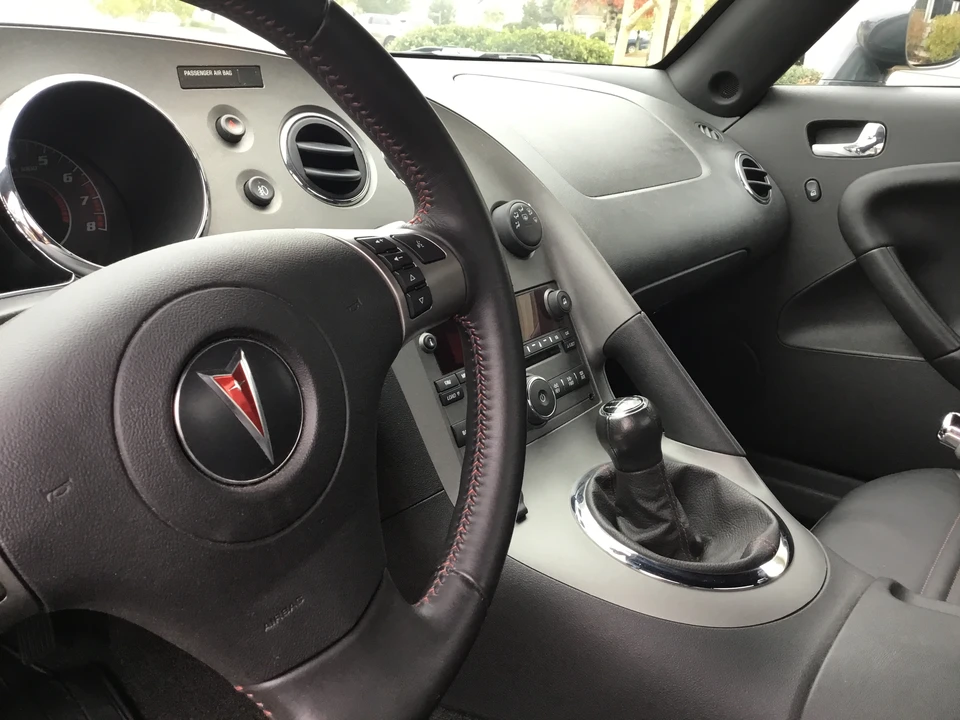2008 Pontiac Solstice GXP - Image 25 of 31
