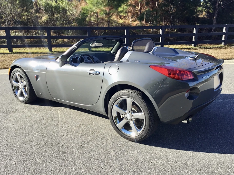 2008 Pontiac Solstice GXP - Image 14 of 31