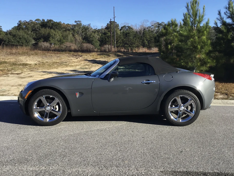 2008 Pontiac Solstice GXP - Image 4 of 31