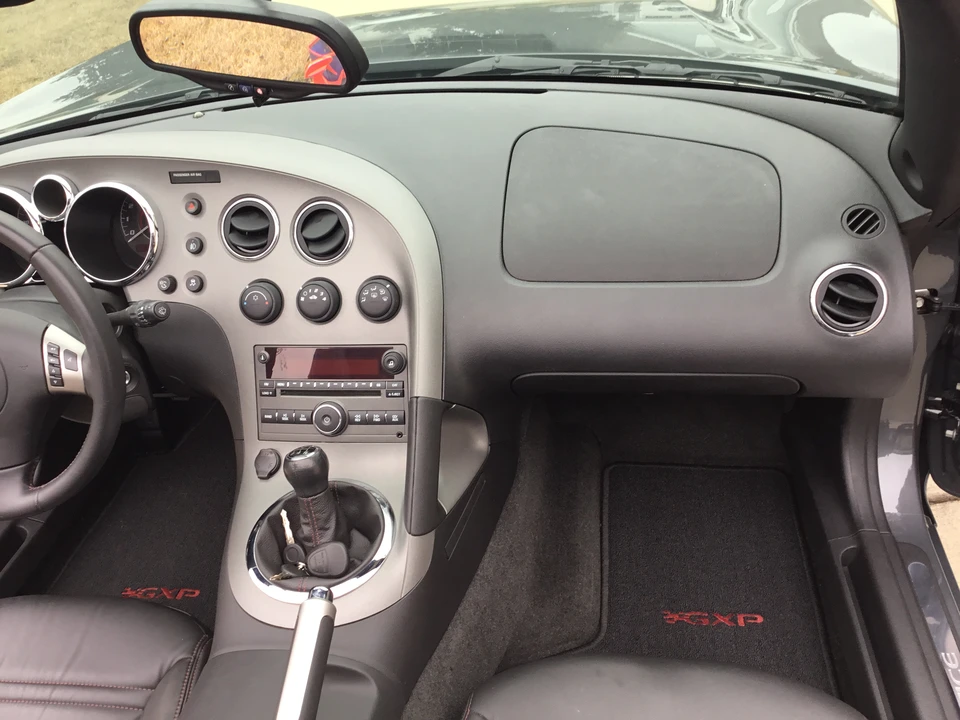 2008 Pontiac Solstice GXP - Image 30 of 31