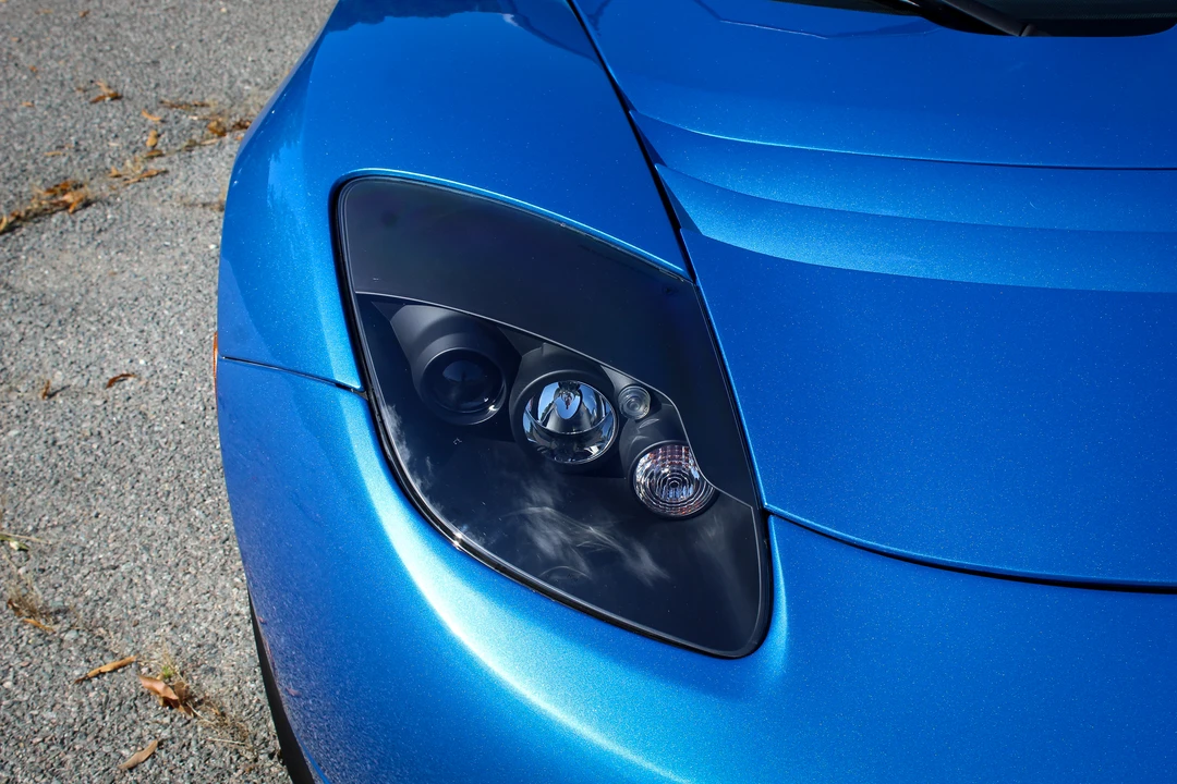 2008 Tesla Roadster - Image 14 of 31