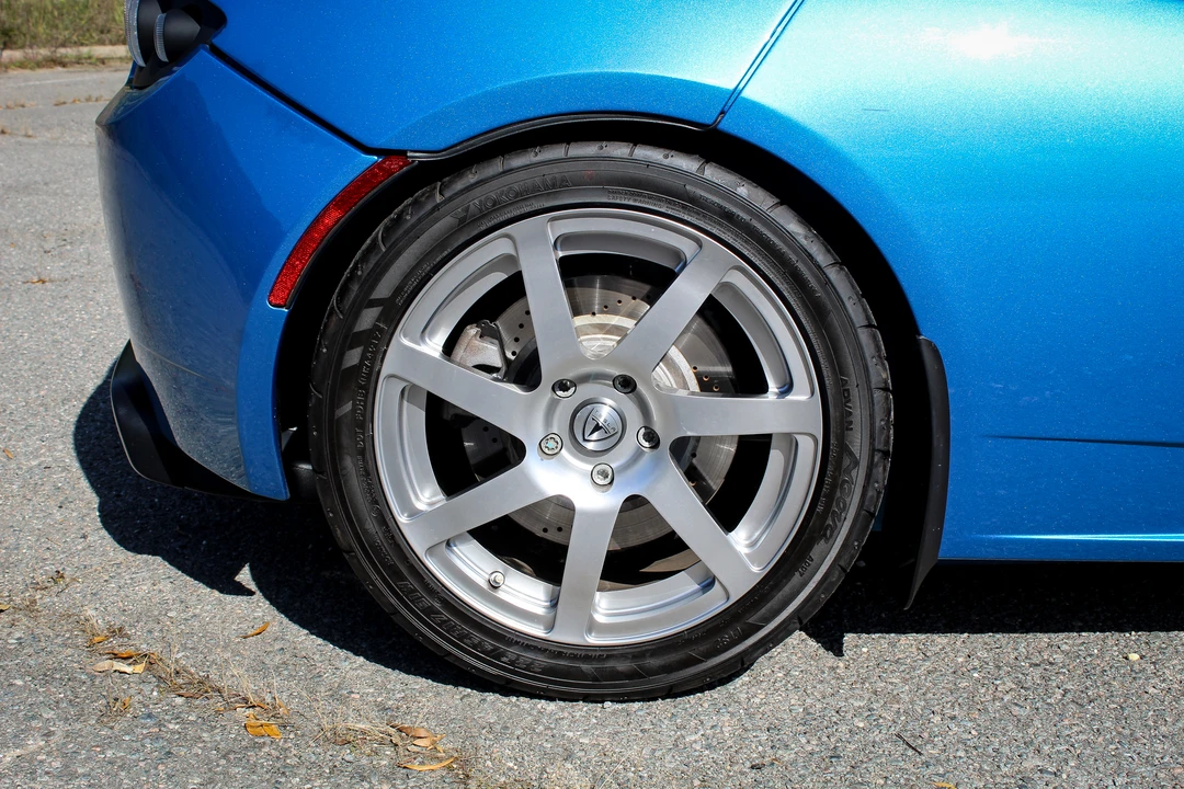 2008 Tesla Roadster - Image 28 of 31