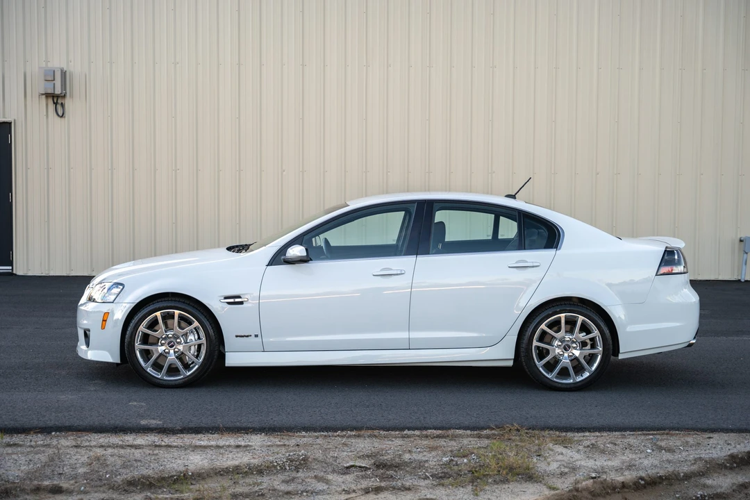 2009 Pontiac G8 - Image 5 of 31