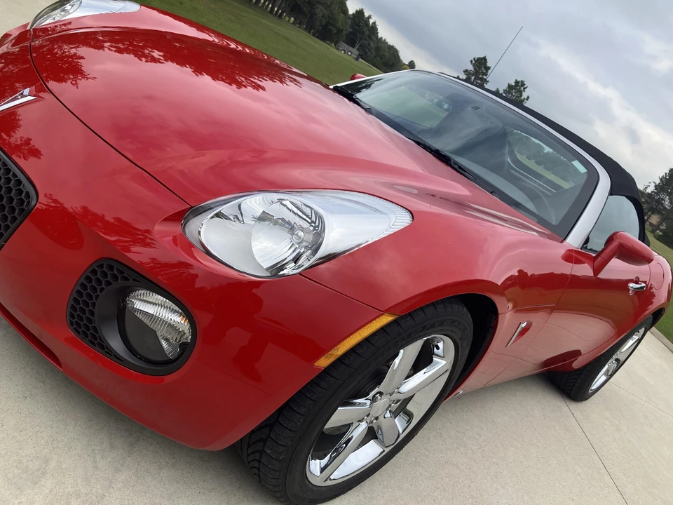 2009 Pontiac Solstice GXP - Image 13 of 31