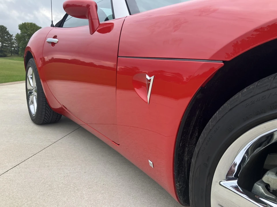 2009 Pontiac Solstice GXP - Image 18 of 31