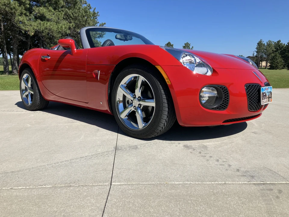 2009 Pontiac Solstice GXP - Image 4 of 31