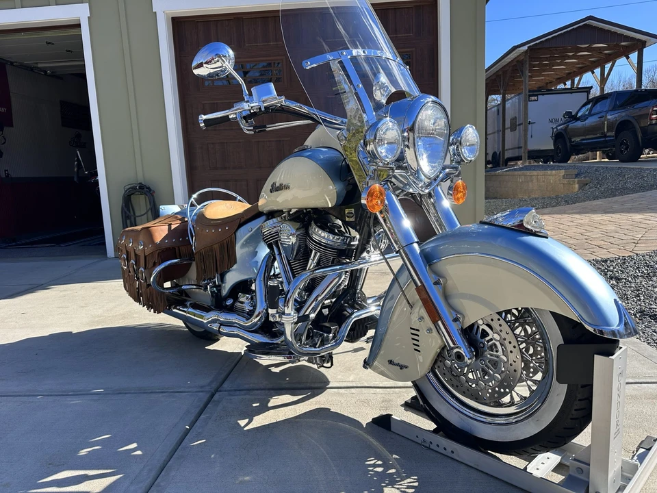 2010 Indian Chief - Image 11 of 31
