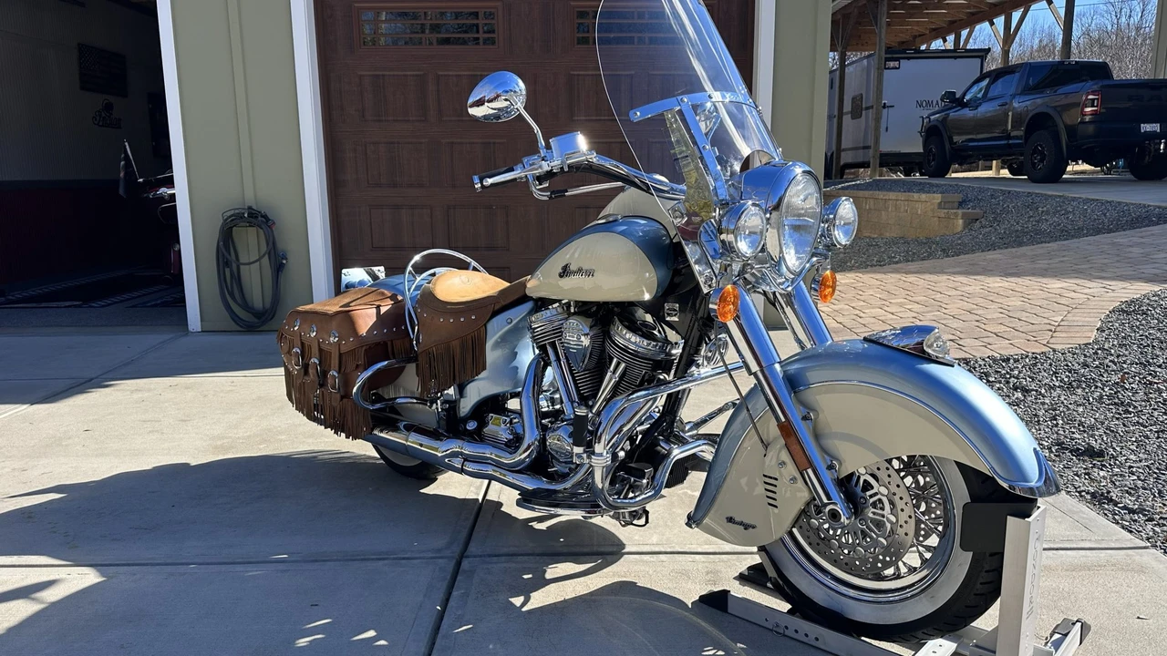 2010 Indian Chief - Image 8 of 31
