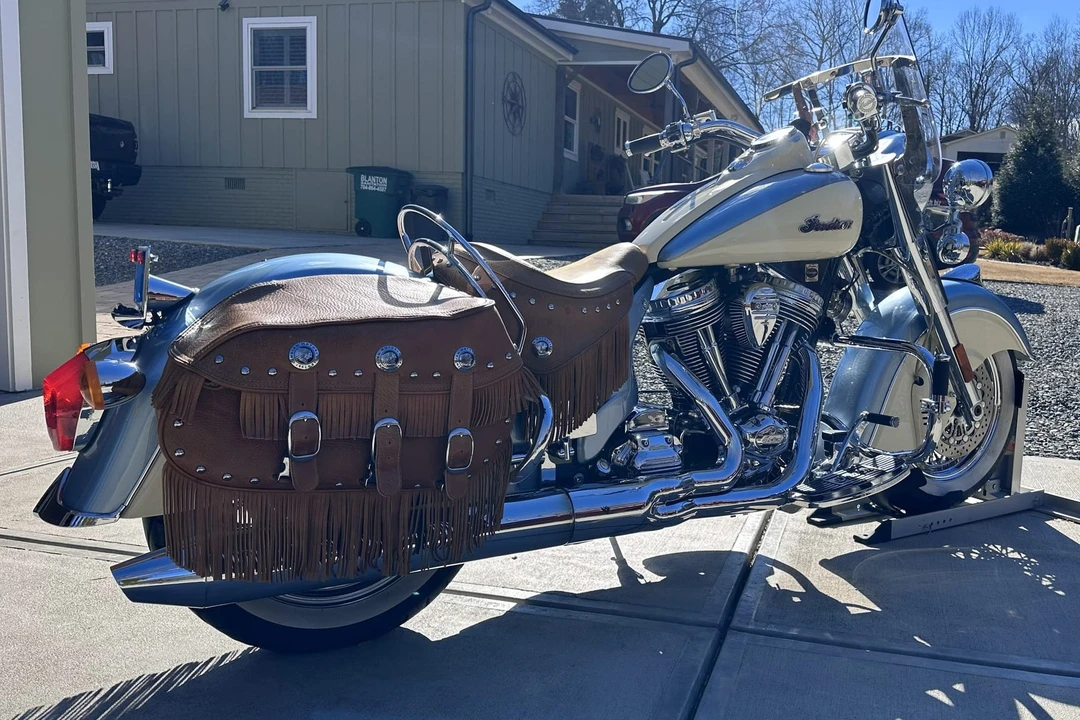 2010 Indian Chief - Image 7 of 31