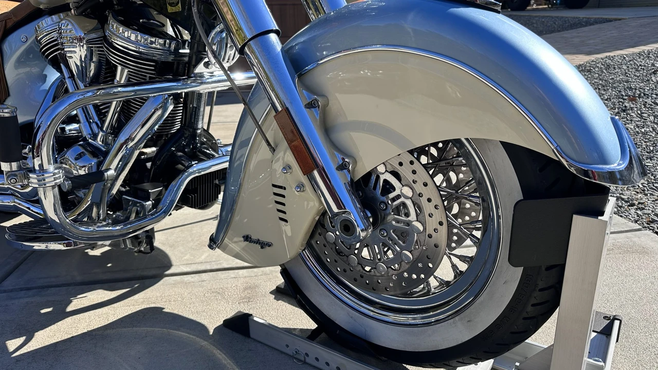 2010 Indian Chief - Image 12 of 31