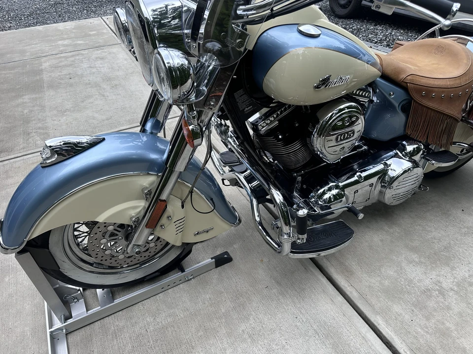 2010 Indian Chief - Image 16 of 31