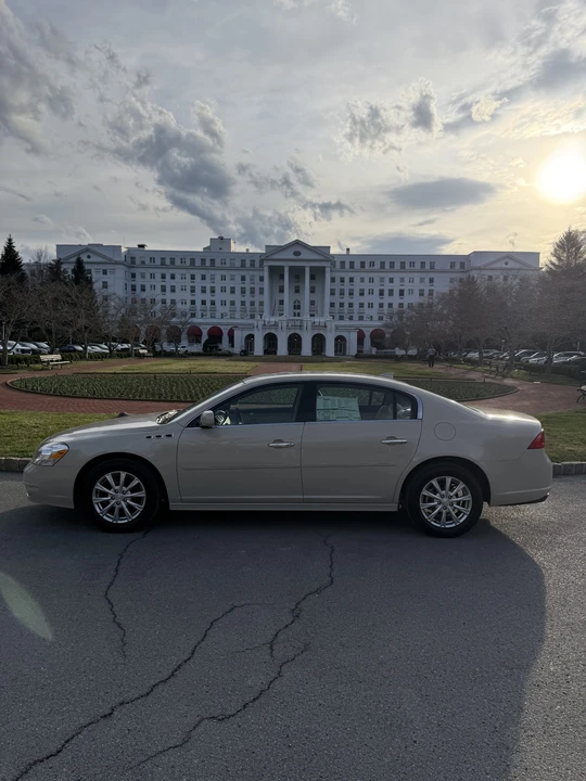 2011 Buick Lucerne - Image 6 of 31