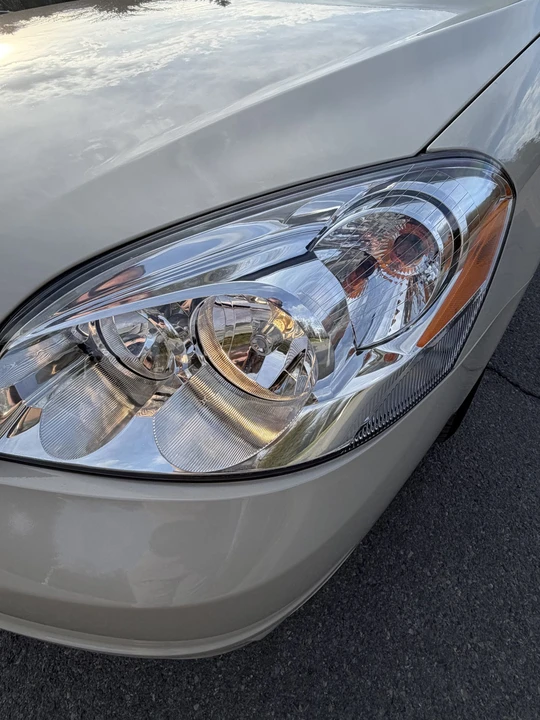 2011 Buick Lucerne - Image 24 of 31