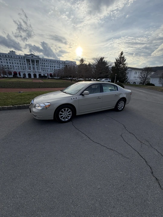 2011 Buick Lucerne - Image 3 of 31