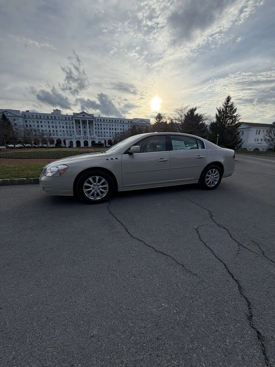 2011 Buick Lucerne - Image 4 of 31
