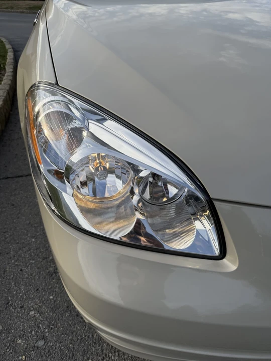 2011 Buick Lucerne - Image 19 of 31