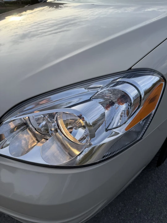 2011 Buick Lucerne - Image 23 of 31