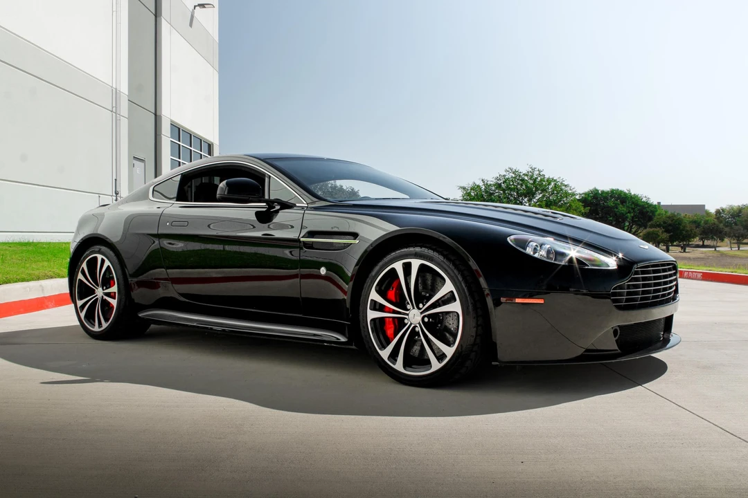 2012 Aston Martin V12 Vantage (2010-2018) - Image 7 of 31