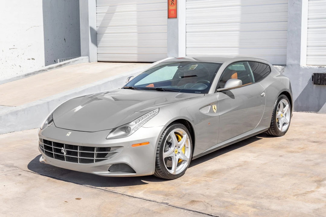 2012 Ferrari FF - Image 10 of 31