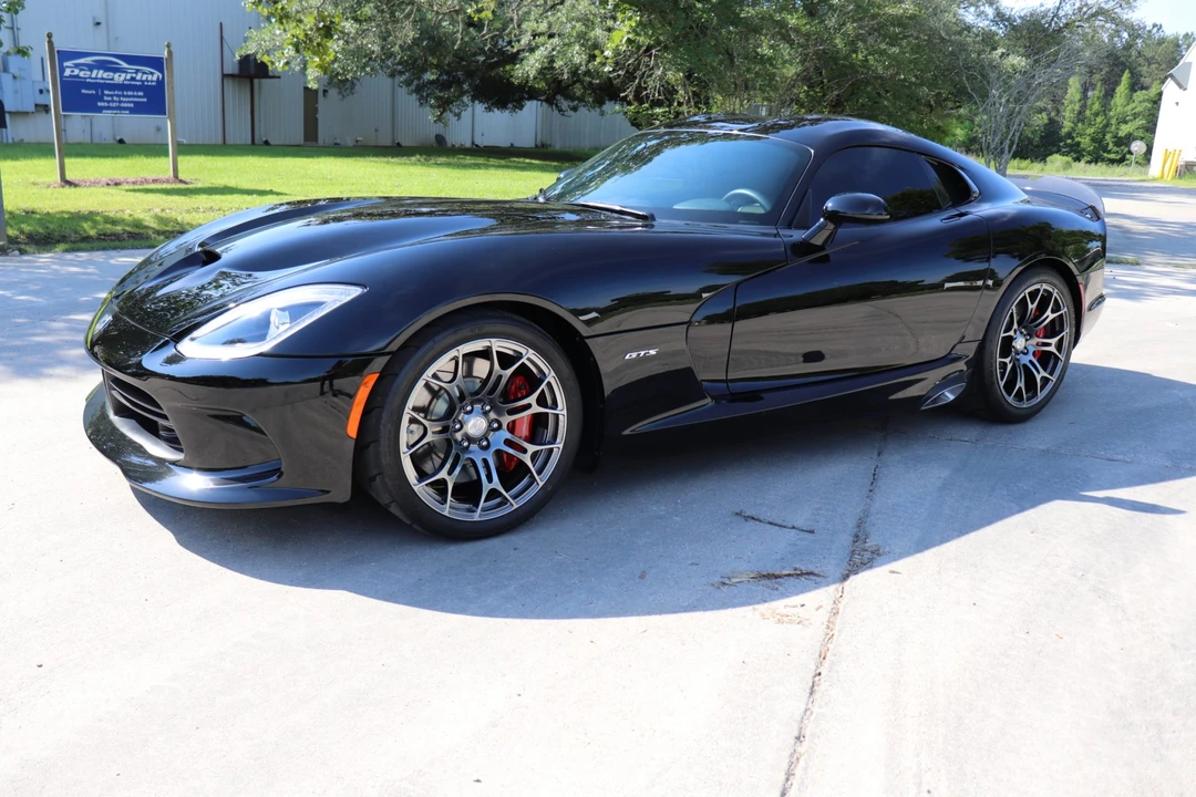 2013 Dodge Viper 5th Gen - Image 2 of 31