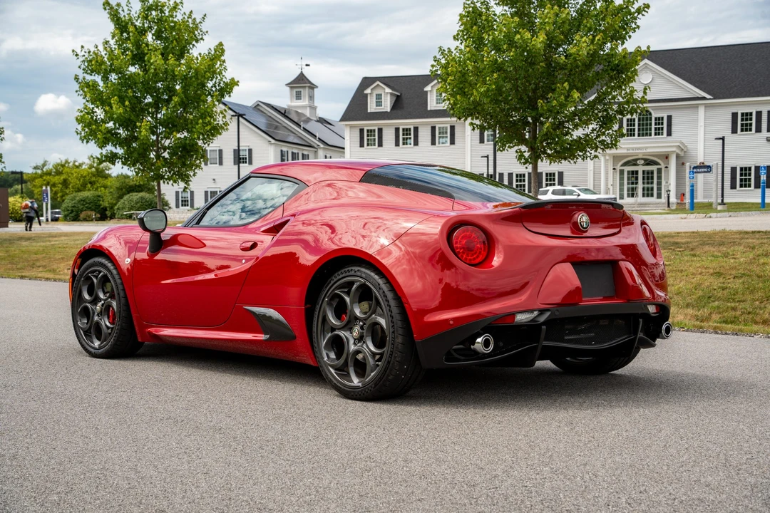 2015 Alfa Romeo 4C Coupe - Image 5 of 31