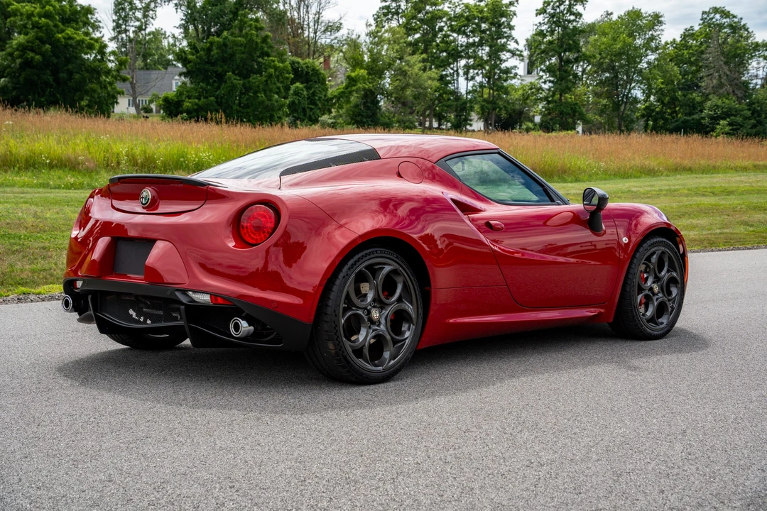 2015 Alfa Romeo 4C Coupe - Image 8 of 31