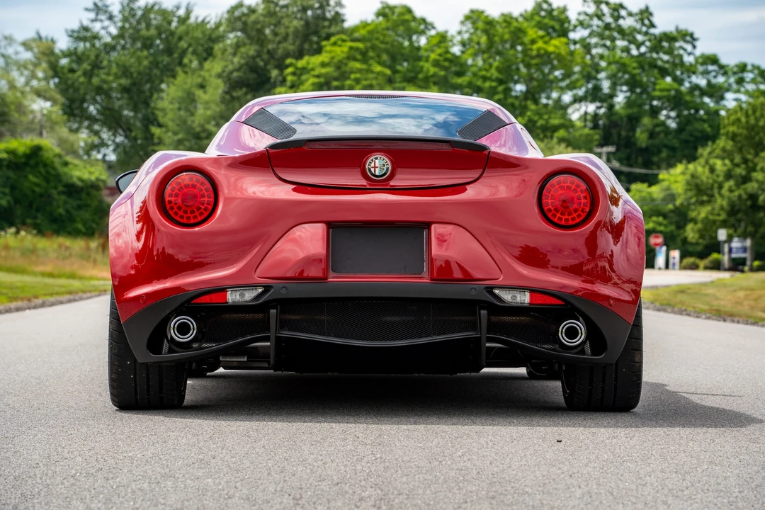 2015 Alfa Romeo 4C Coupe - Image 6 of 31