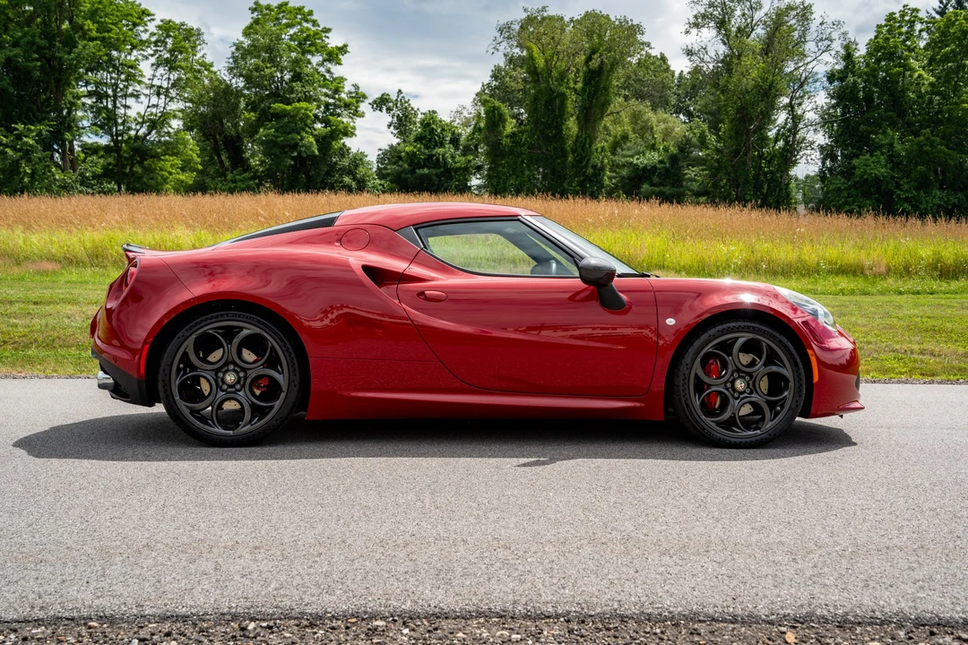 2015 Alfa Romeo 4C Coupe - Image 9 of 31