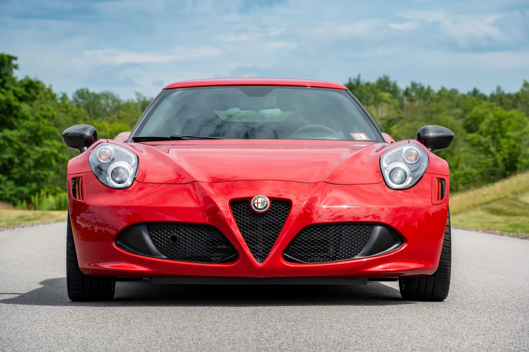 2015 Alfa Romeo 4C Coupe - Image 14 of 31