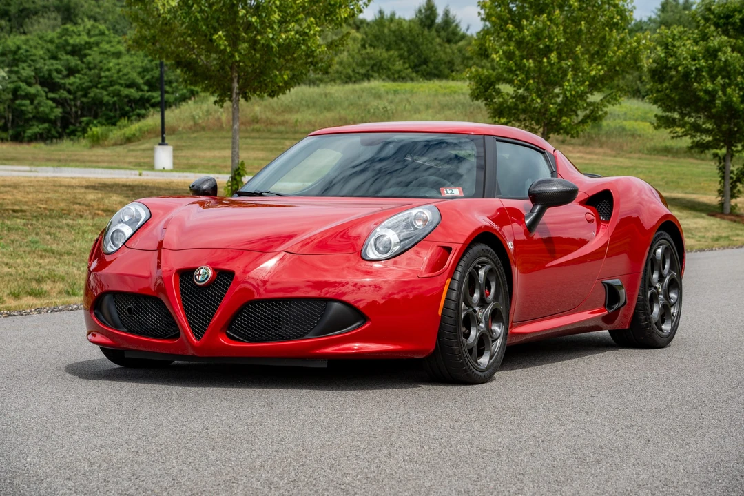 2015 Alfa Romeo 4C Coupe - Image 2 of 31