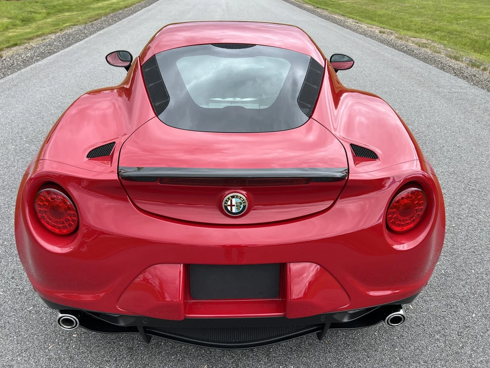 2015 Alfa Romeo 4C Coupe - Image 21 of 31
