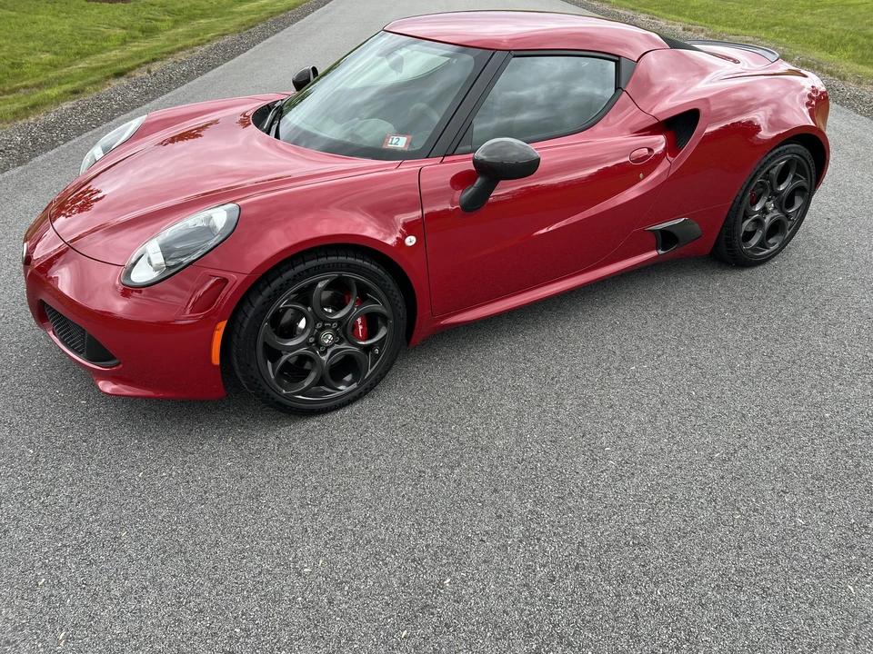 2015 Alfa Romeo 4C Coupe - Image 16 of 31