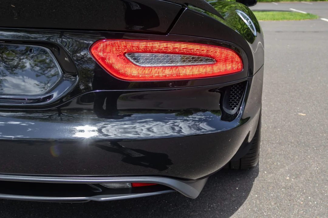 2015 Dodge Viper 5th Gen - Image 21 of 31
