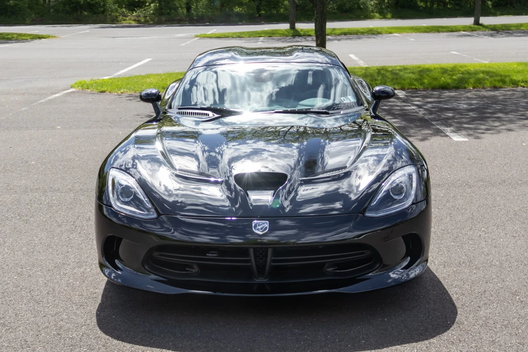 2015 Dodge Viper 5th Gen - Image 2 of 31