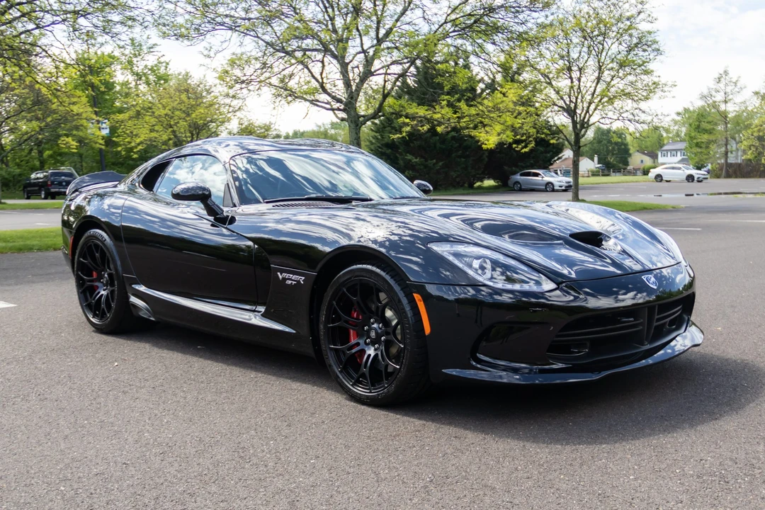 2015 Dodge Viper 5th Gen - Image 3 of 31