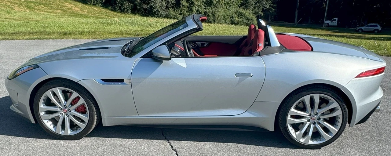 2015 Jaguar F-Type 1st Gen - Image 27 of 31