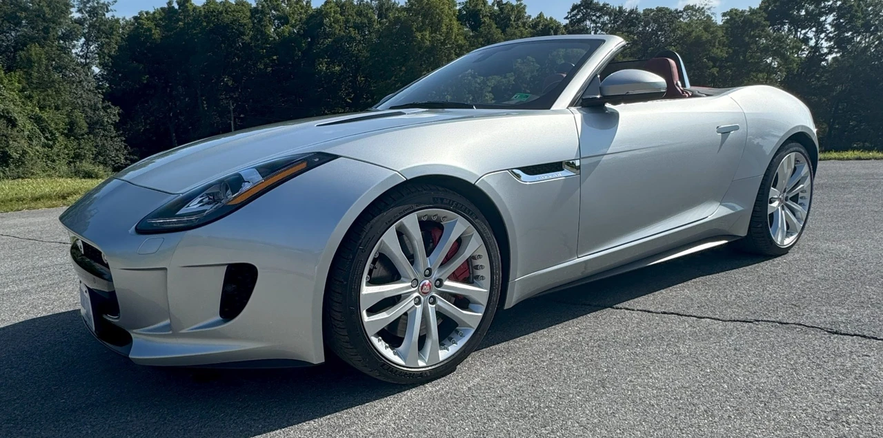 2015 Jaguar F-Type 1st Gen - Image 24 of 31