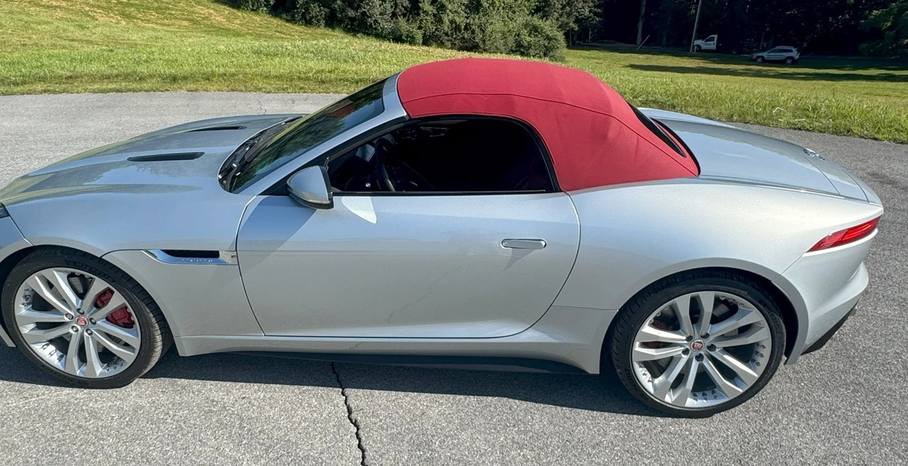 2015 Jaguar F-Type 1st Gen - Image 28 of 31