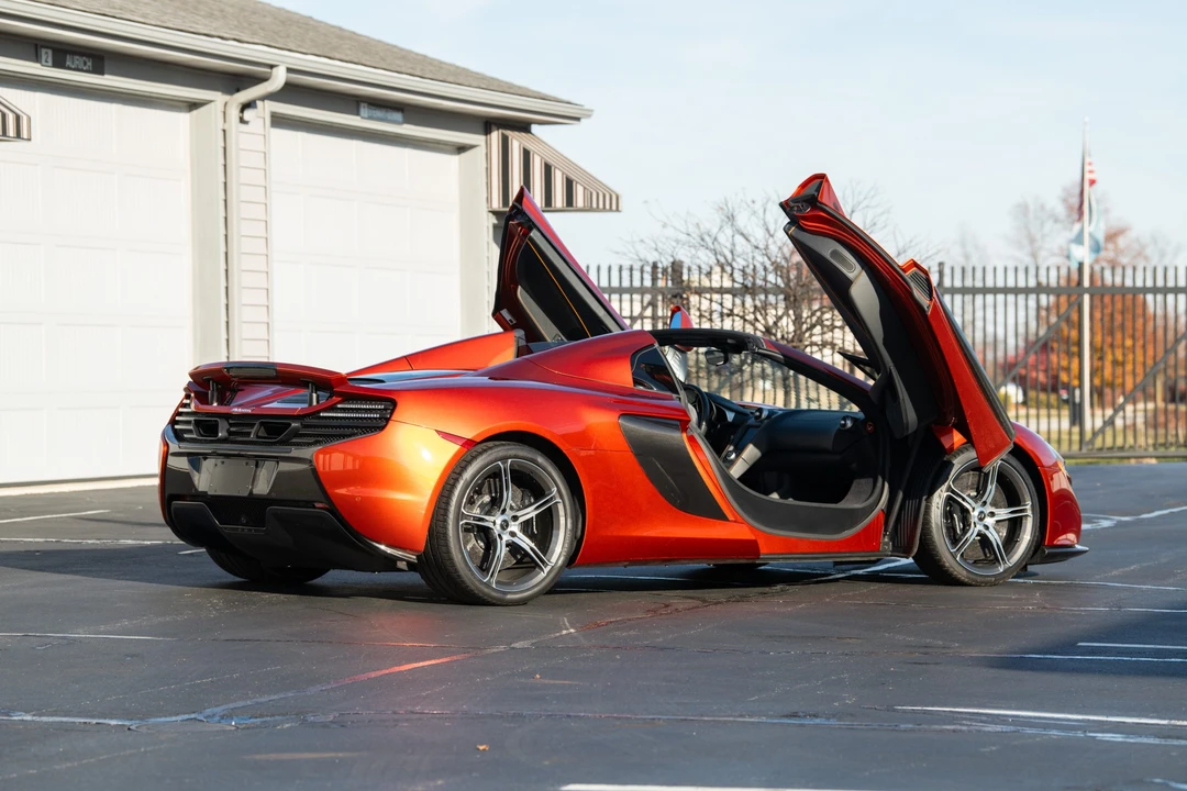 2015 McLaren 650S Spider - Image 19 of 31