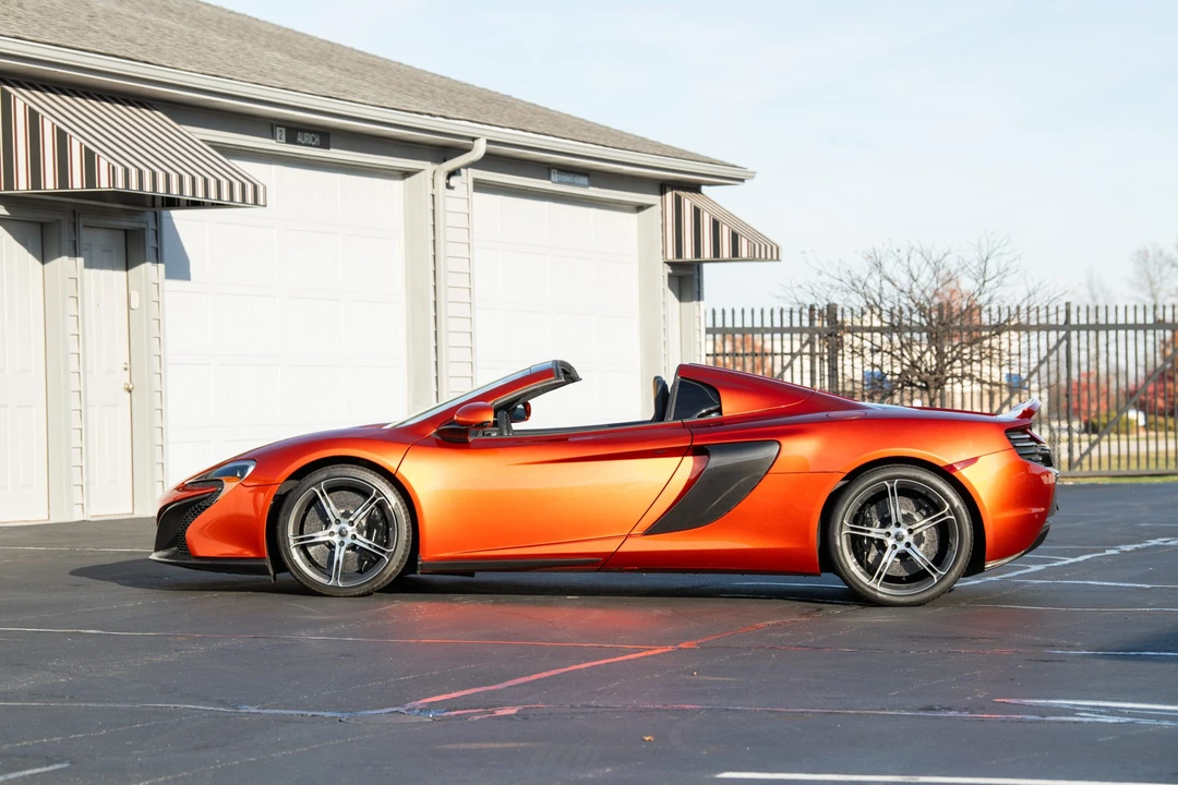 2015 McLaren 650S Spider - Image 7 of 31