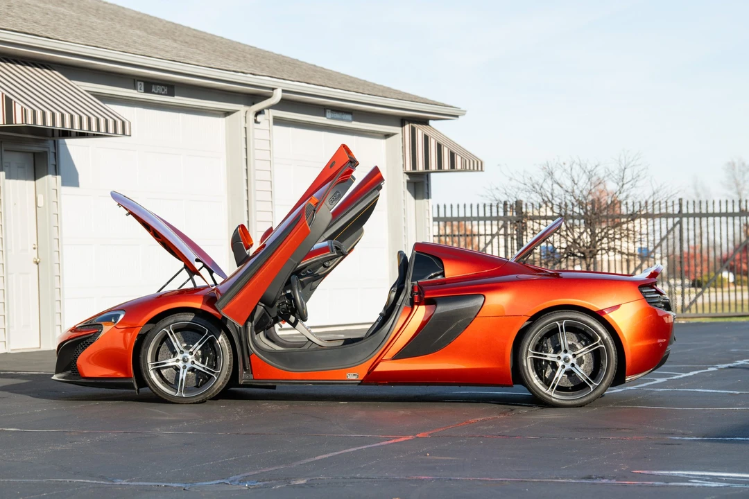 2015 McLaren 650S Spider - Image 16 of 31