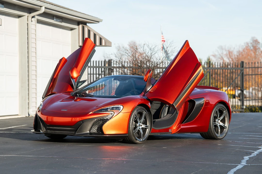 2015 McLaren 650S Spider - Image 14 of 31
