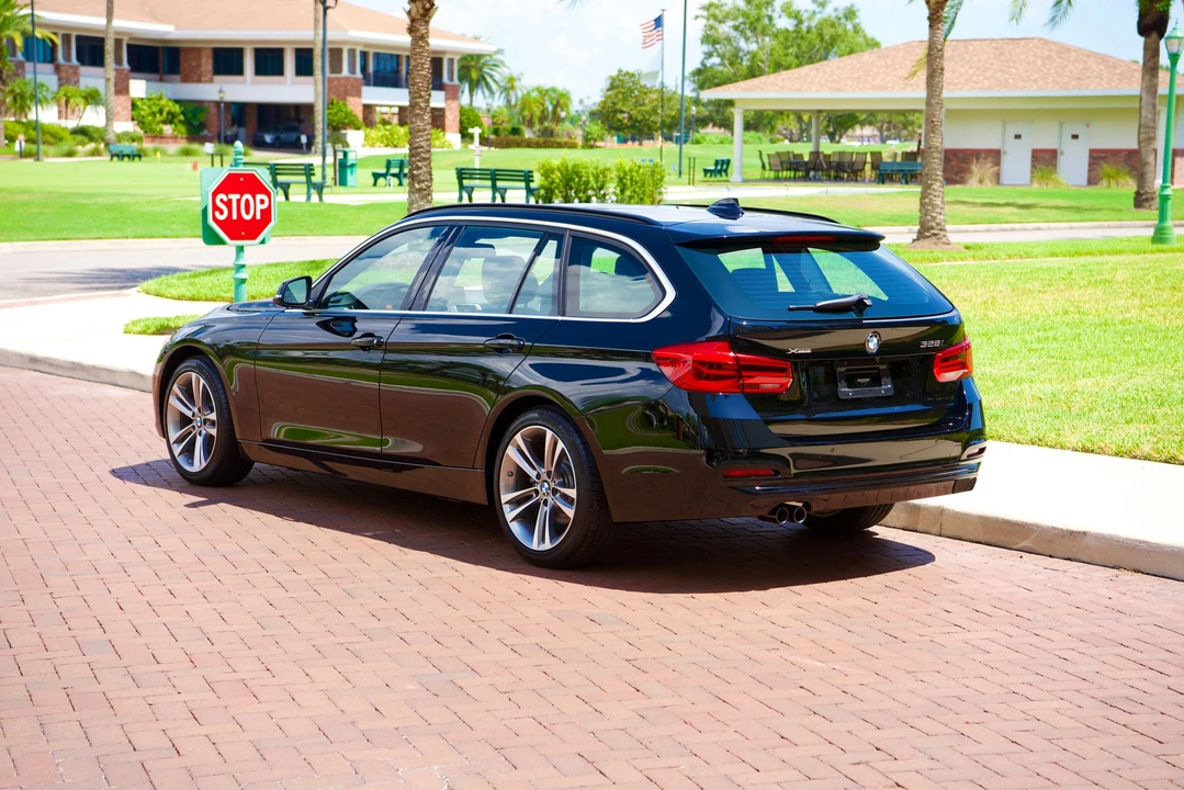 2016 BMW F31 3 Series Touring - Image 8 of 31