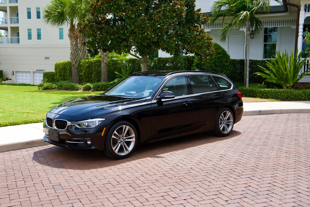 2016 BMW F31 3 Series Touring - Image 17 of 31