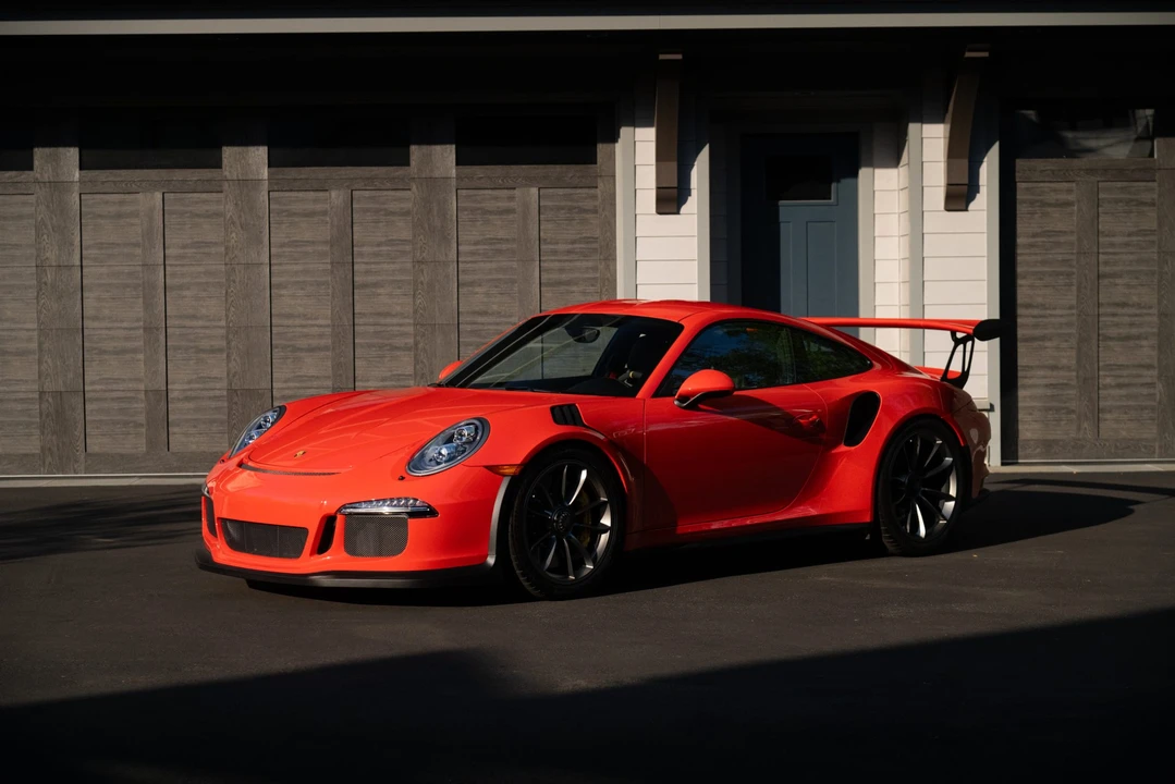 2016 Porsche 991 GT3 RS - Image 2 of 31