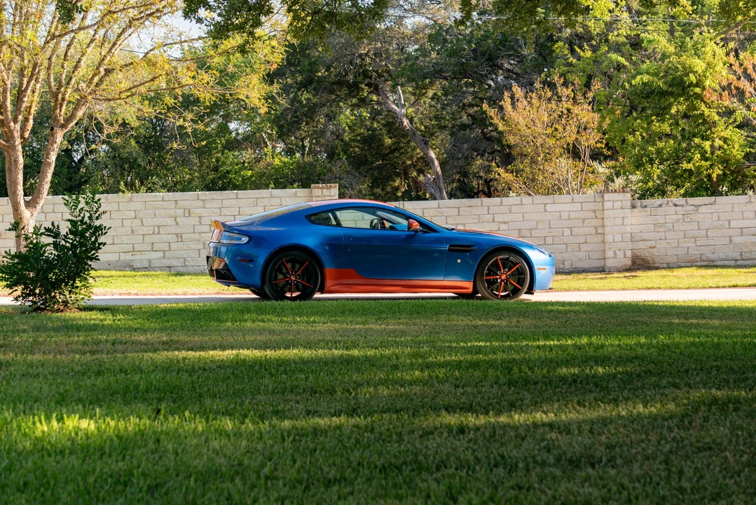 2017 Aston Martin V12 Vantage (2010-2018) - Image 20 of 31